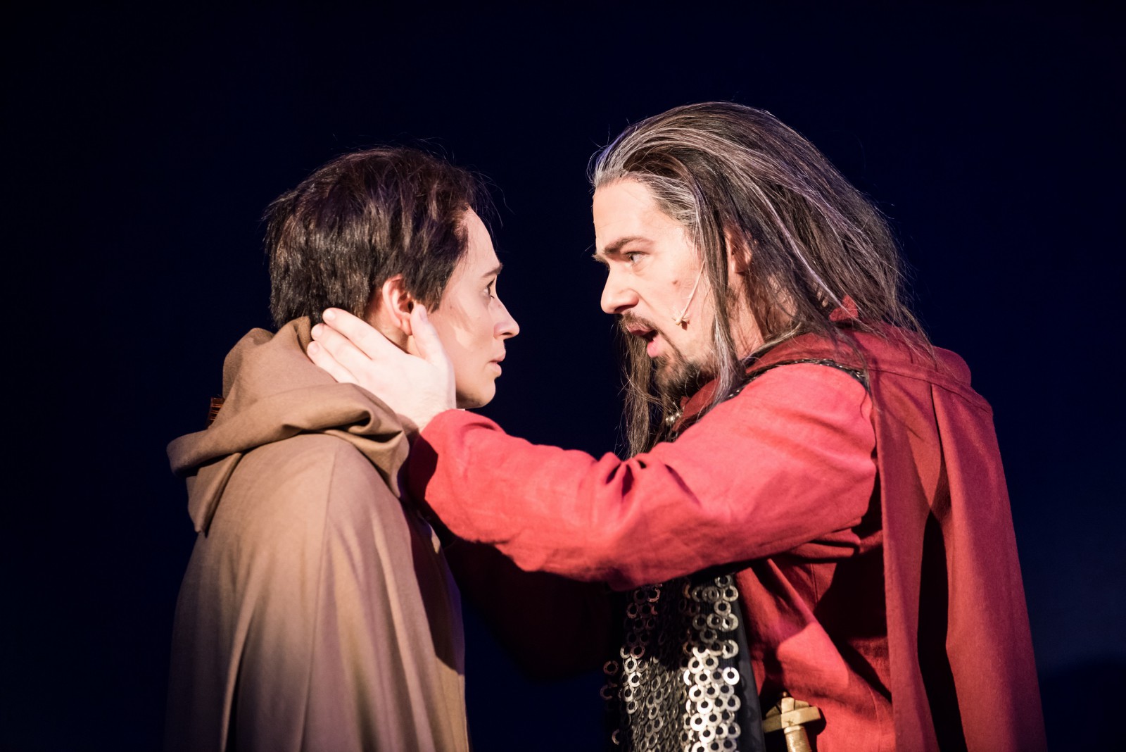 Femke Soetenga (Die Päpstin, Johanna), Patrick Stanke (Gerold) © Roland Obst, Theater Nordhausen