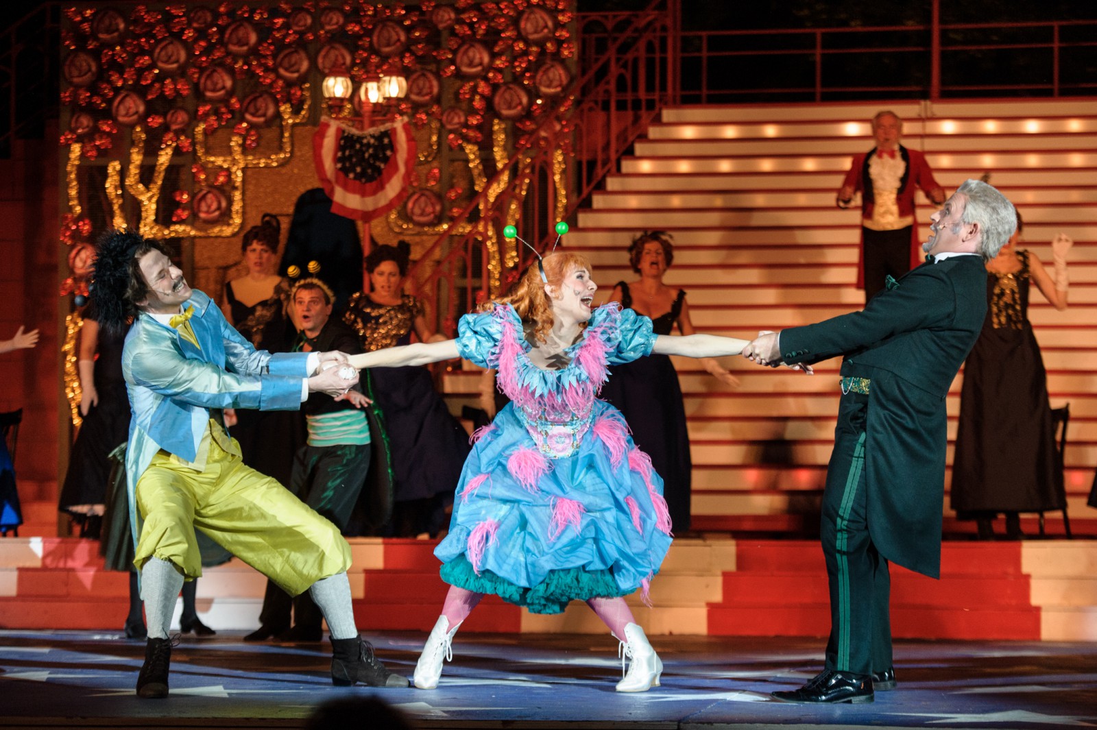 Christian Arnold (Ambrose Kemper), Margret Gigliner (Ermengade), Bernd Könnes (Horace) © Joerg Metzner