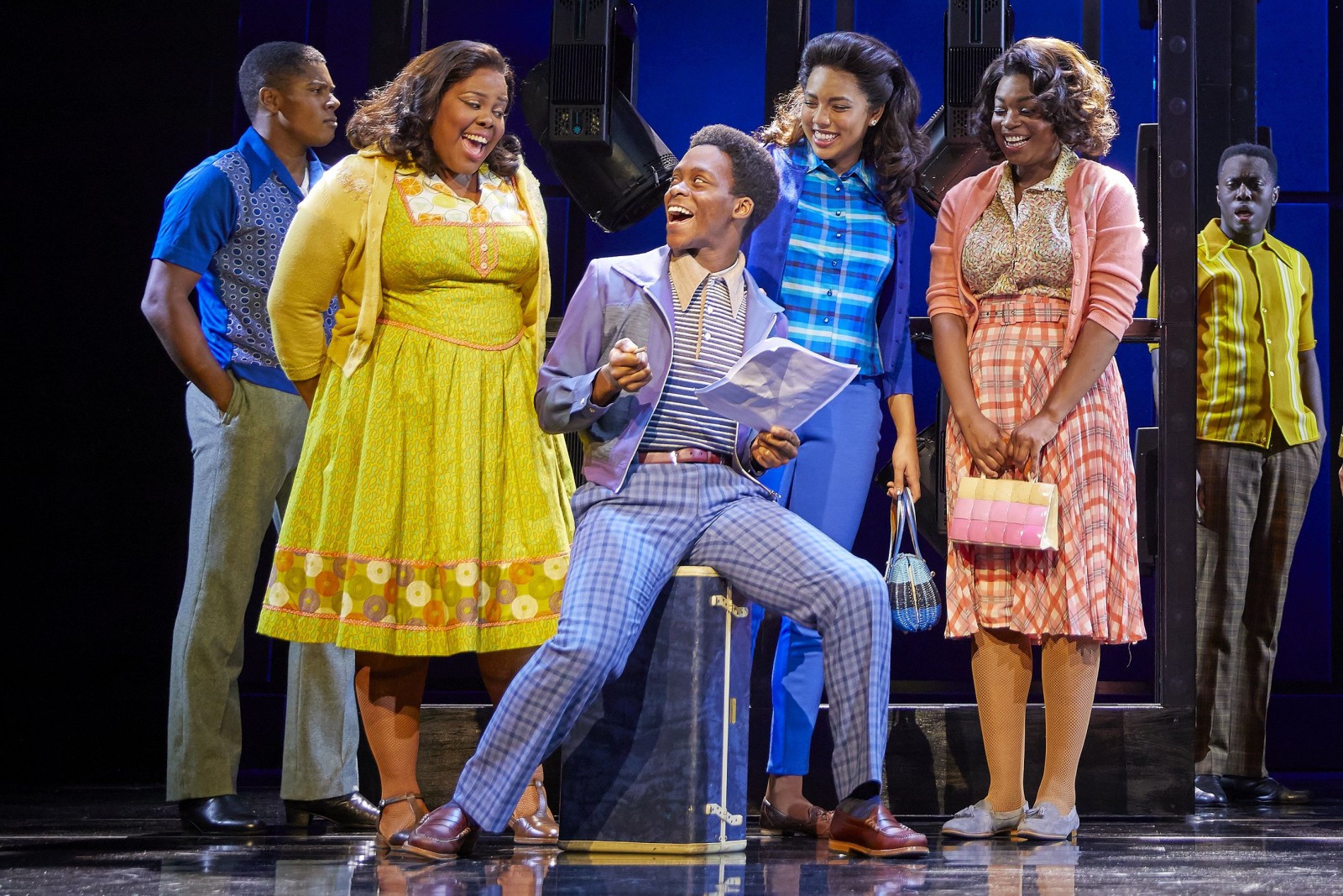 l-r: Amber Riley (Effie White), Tyrone Huntley (C.C. White), Liisi LaFontaine (Deena), Ibinabo Jack (Lorrell) © Brinkhoff / Mögenburg