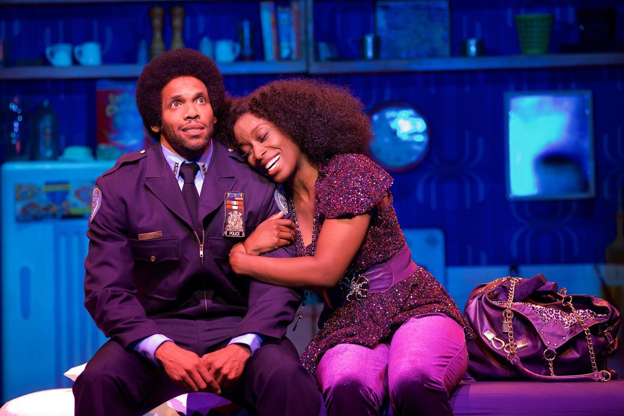 Gino Emmes (Eddie Fritzinger), Aisata Blackman (Deloris van Cartier) © Stage Entertainment/Eventpress