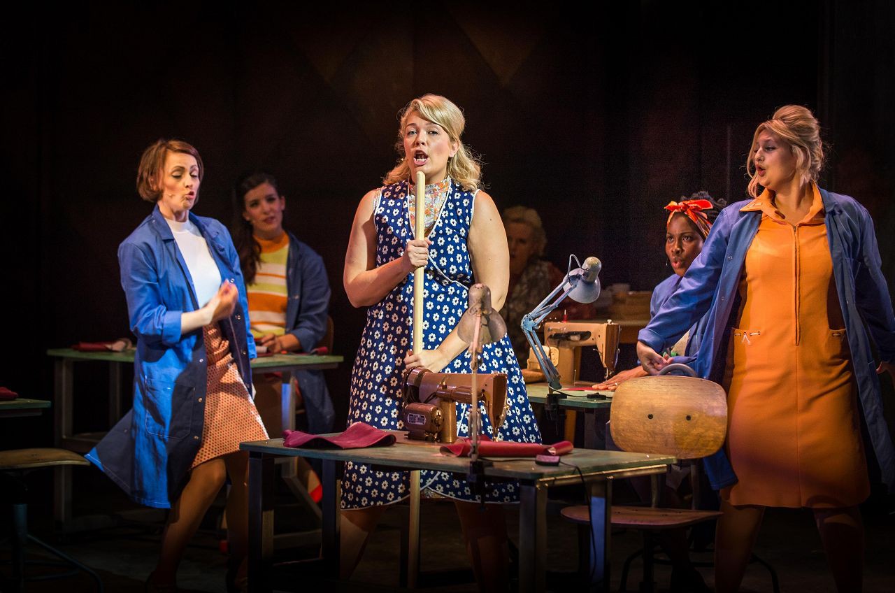 Sioned Saunders, Sophie-May Feek, Sarah Scowen, Wendy Morgan, Martina Isibor, Elizabeth Rowe © Mark Sepple