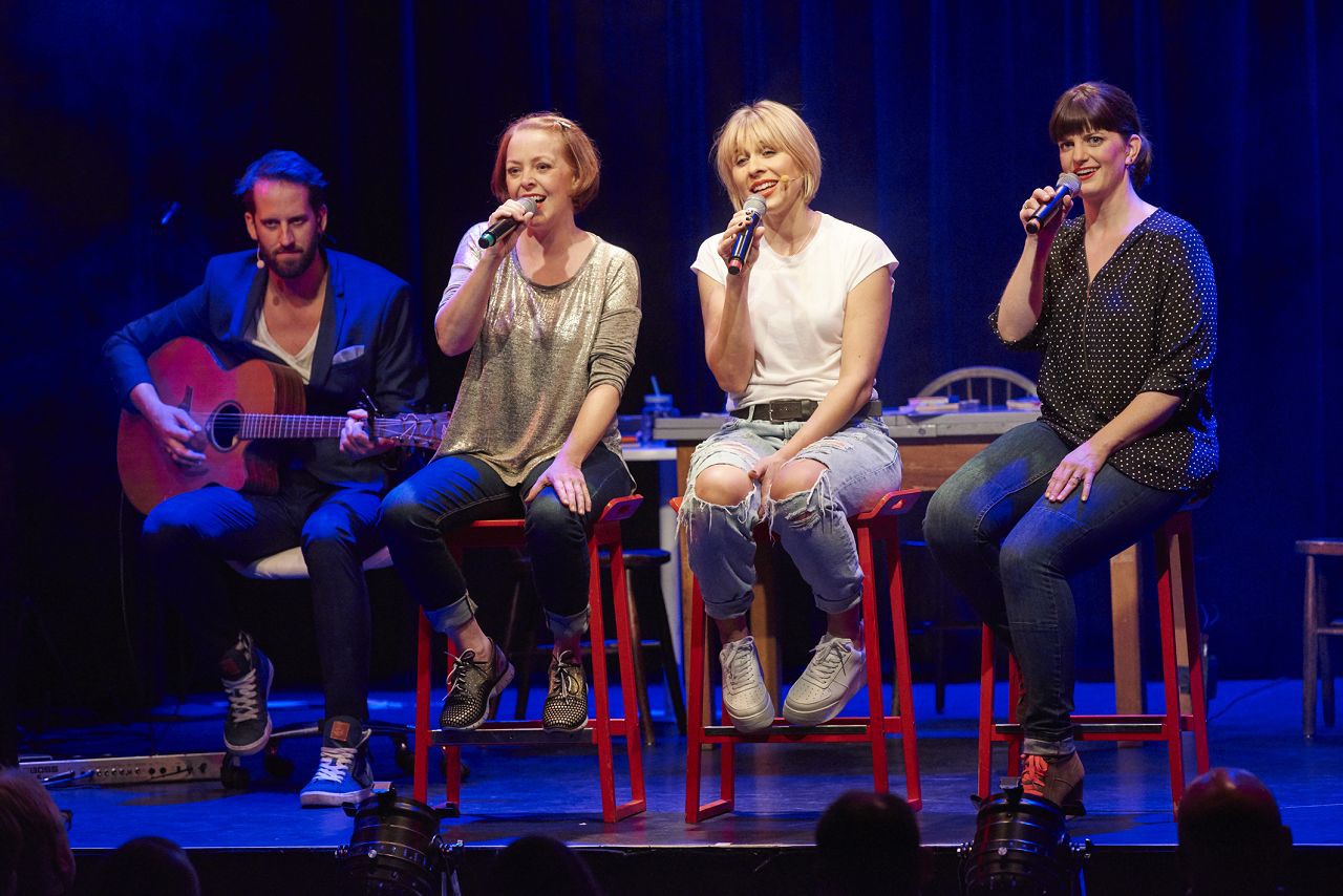 l-r: Martin Schröder, Susi Banzhaf, Sarah Matberg, Anja Majeski © Oliver Fantitsch