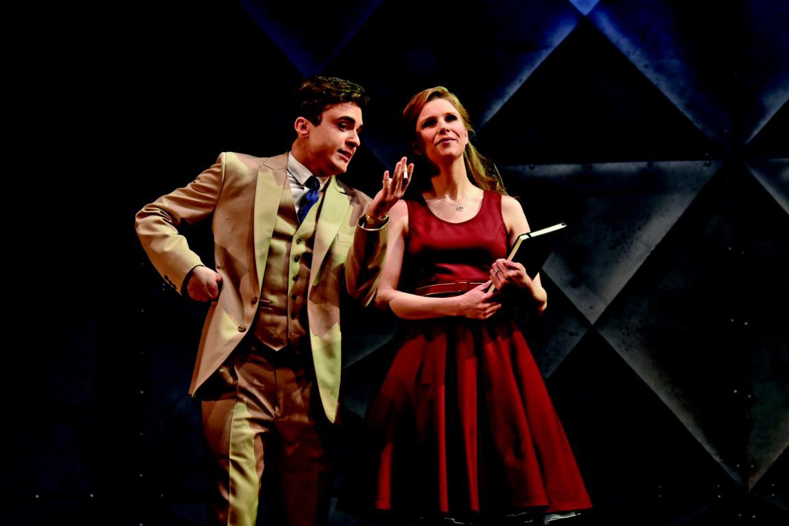 Daniel Eckert (Joe Gillis), Betty Schäfer (Anna Gössi) © Marlies Kross