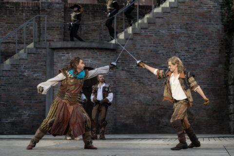 Hannes Staffler (Athos), Dennis Weißert (Aramis), Florian Peters (D'Artagnan) © Jan-Pieter Fuhr