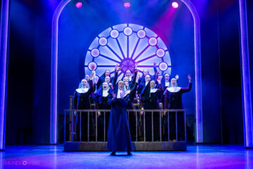 Sister Act Ensemble © Dennis Mundkowski